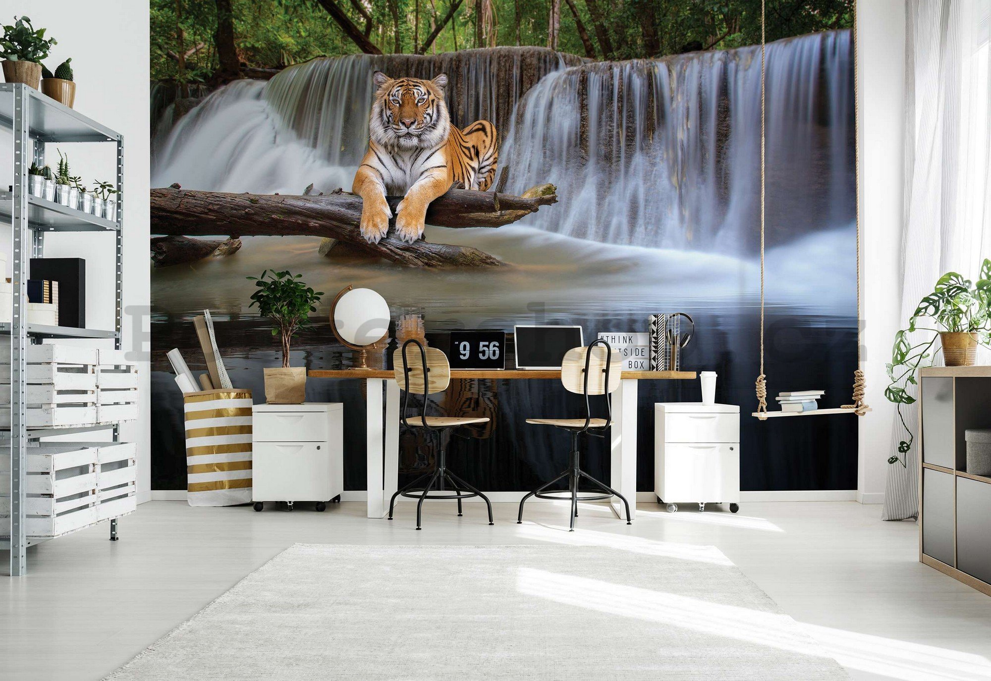 Fototapeta vliesová: Tygr u vodopádu - 254x184 cm