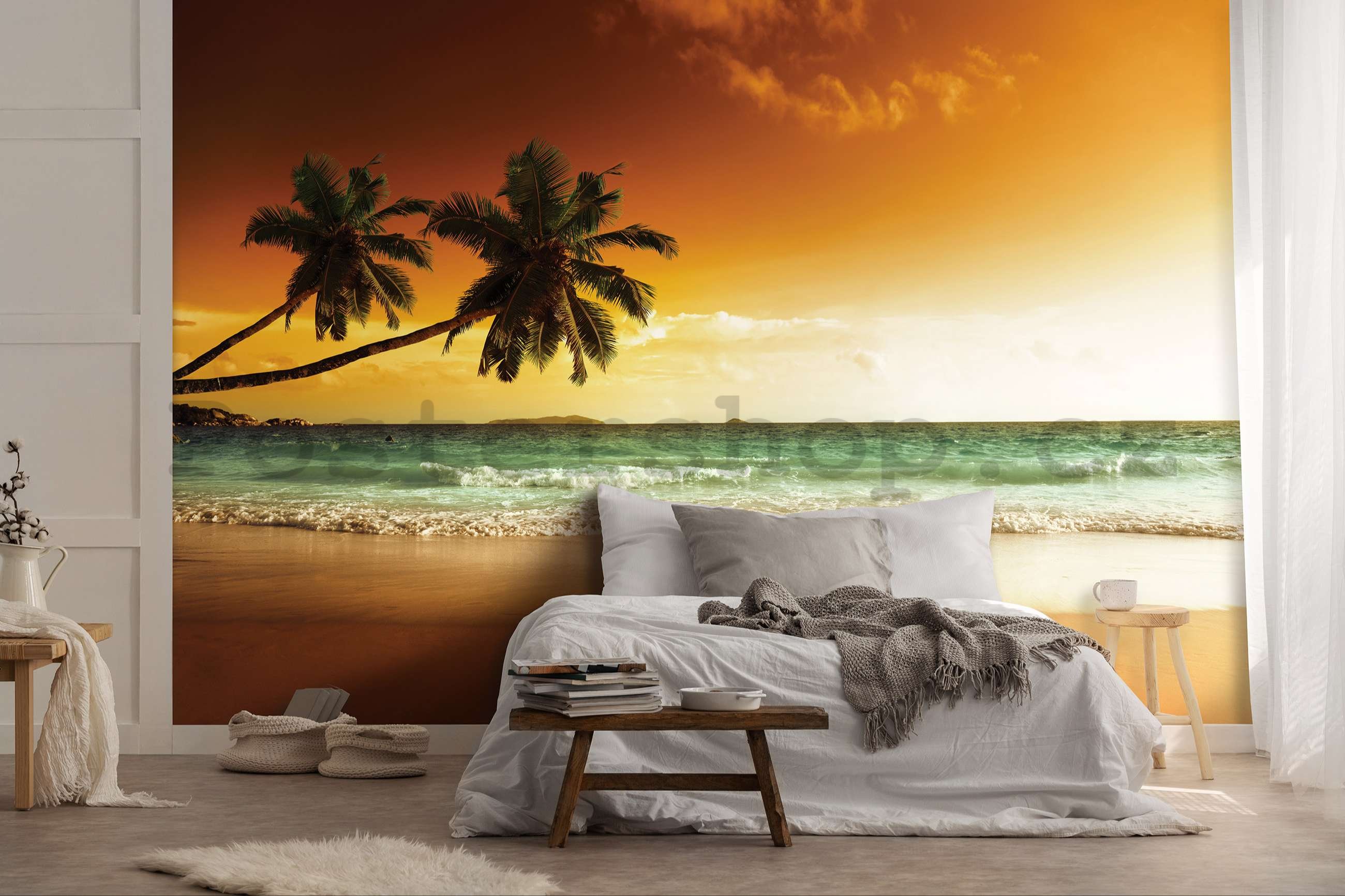 Fototapeta vliesová: Palmy a pláž při západu slunce - 368x254 cm